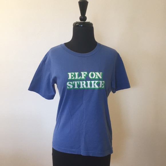 Alstyle Other - Elf on Strike T-shirt youth medium